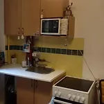 Milos Apartman